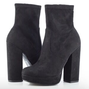 Steve Madden Black Heeled Boots Stardust